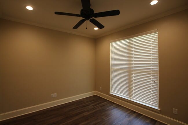 Building Photo - Beautiful 4 Bedroom Home Coming Soon in Bu...