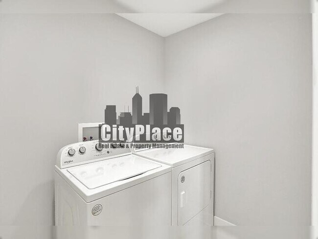 Building Photo - 2008 Yandes St