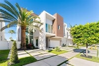 Building Photo - 10561 NW 67th Terrace