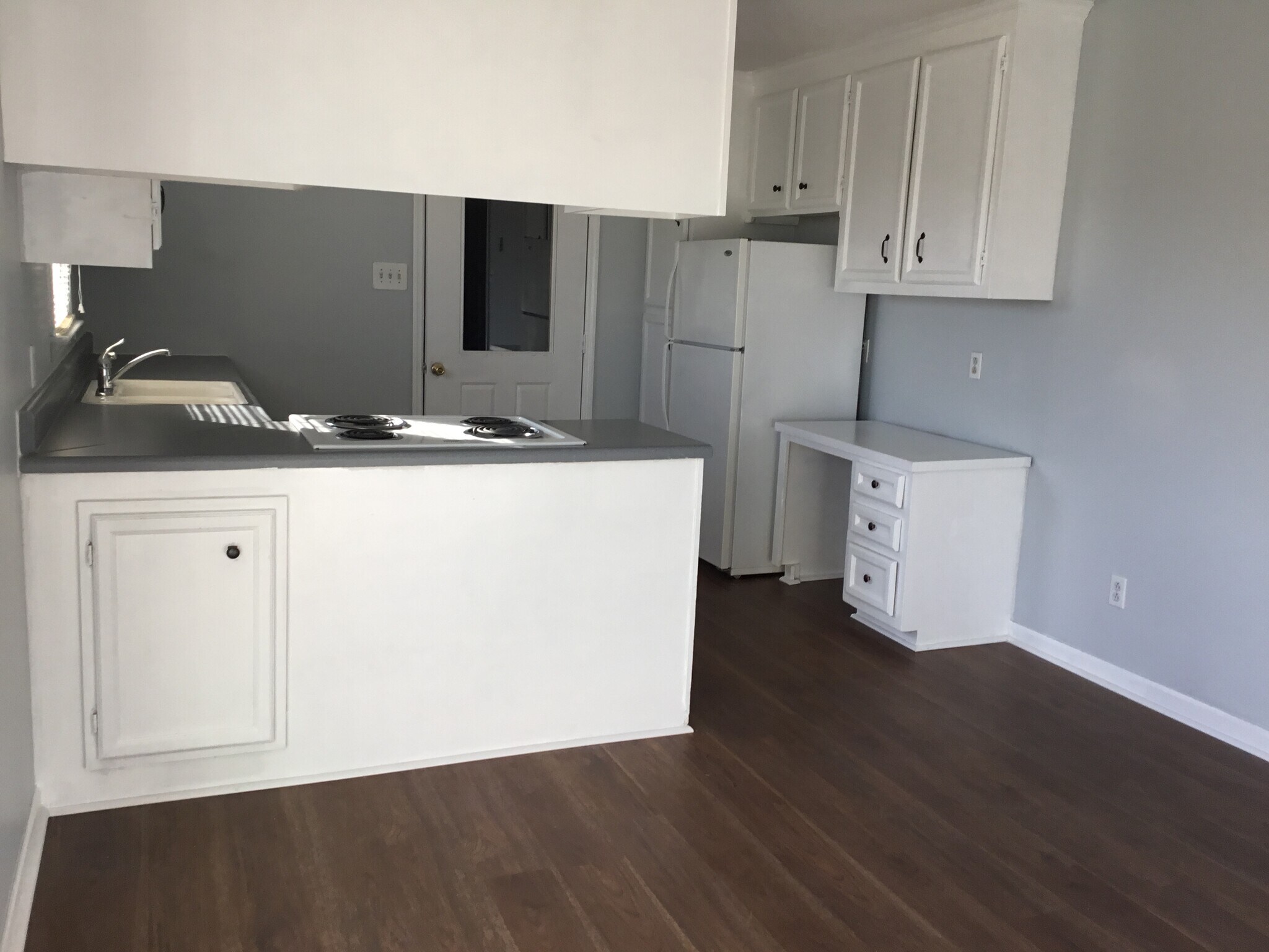 Building Photo - 112 Kelly Ct