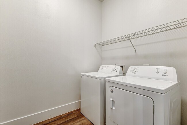 Building Photo - 1508 Blodgett St
