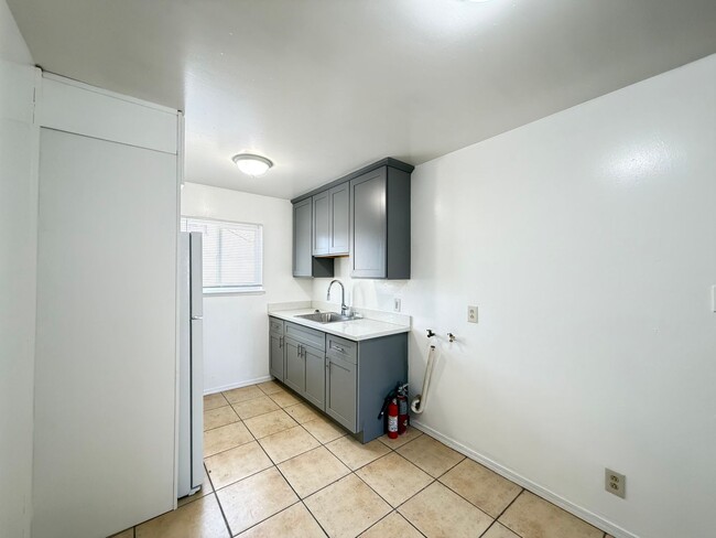 Building Photo - 4100-4106 S 41st Street