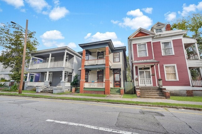 Building Photo - 2 BED | 1 BATH | STARLAND DISTRICT
