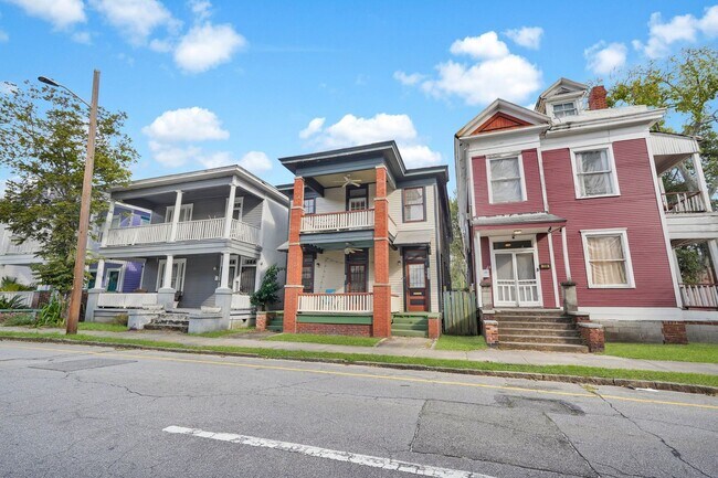 Building Photo - 2234 Whitaker St