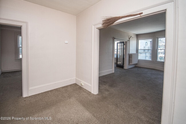 Building Photo - 1827-1829 Main St