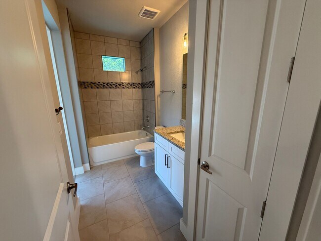 Building Photo - 5202 Pocatella Ct