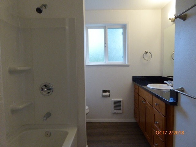 Building Photo - Charming 3 Bed 2 Bath Rambler in Eastgate