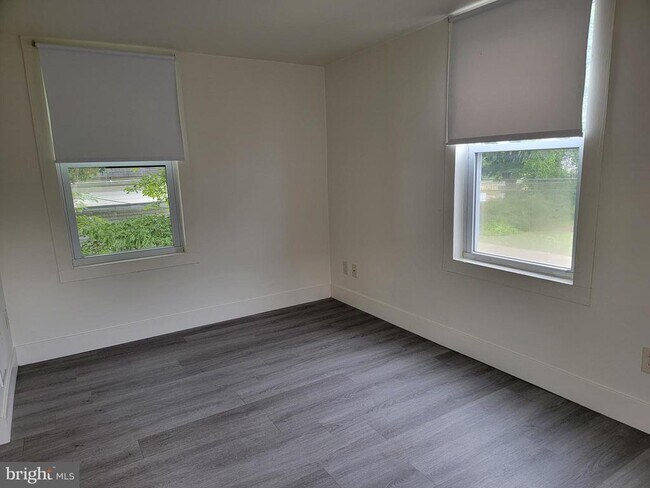 Building Photo - 133 Alice Ann St