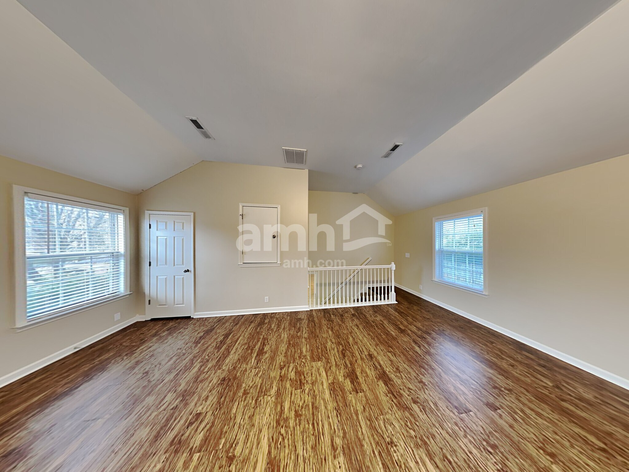 Building Photo - 4012 Wellington Ct