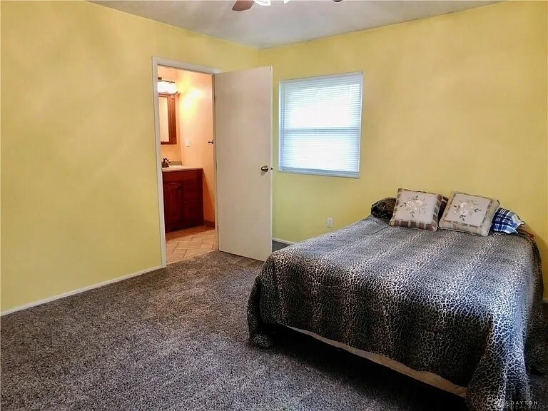 Building Photo - 4792 Pyrmont Rd