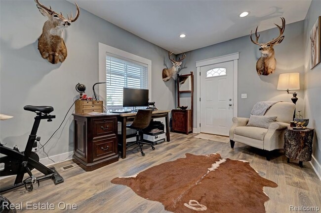 Building Photo - 15 South St