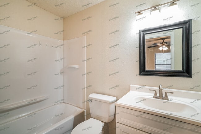 Building Photo - 8101 N 120th E Ave