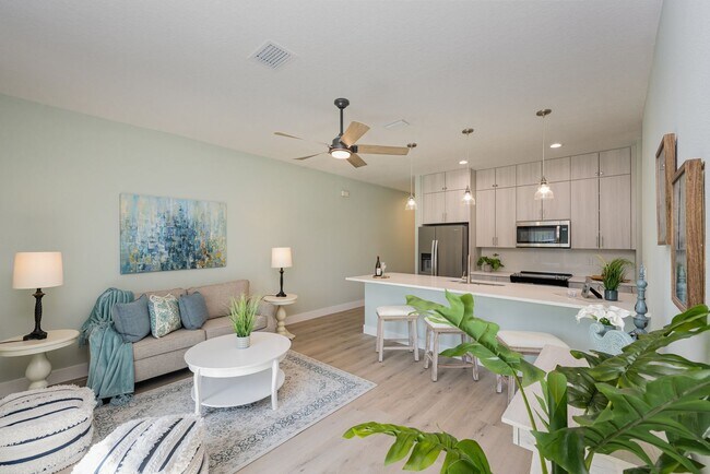Building Photo - 870 Paddleboard Ct