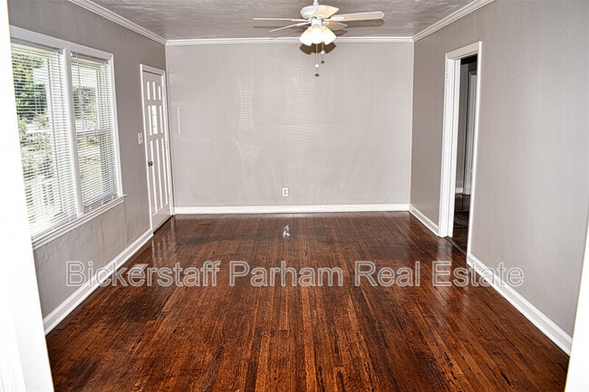 Building Photo - 6123 Warner Rd