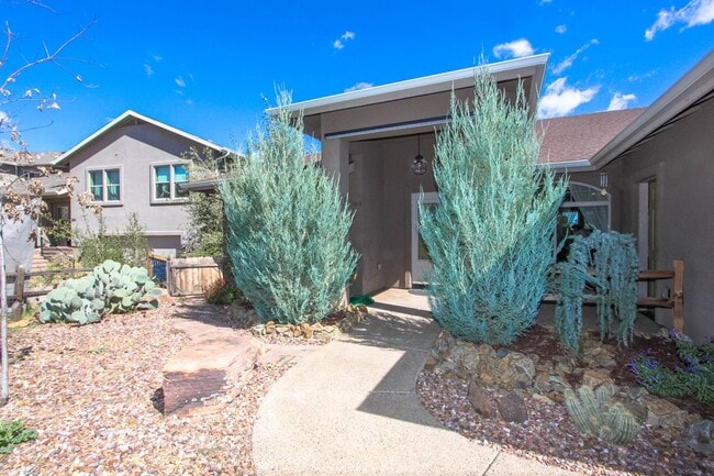 Building Photo - 3 bedroom Home in Diamond Valley