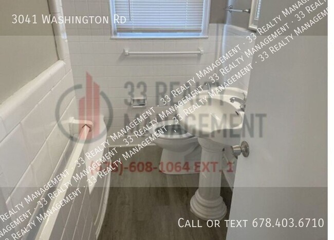 Building Photo - Renovated 3Bd/1Ba One-Level Single Family ...