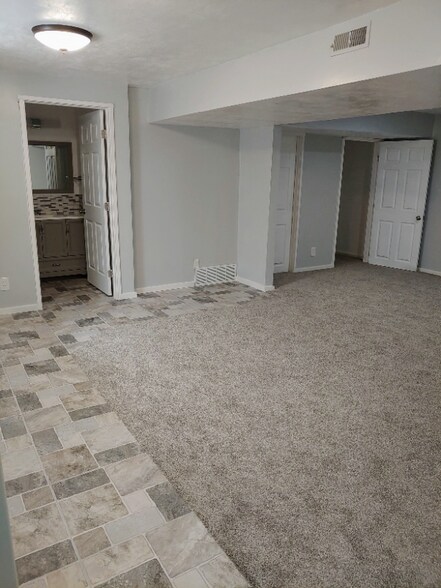Building Photo - 333 E 300 N