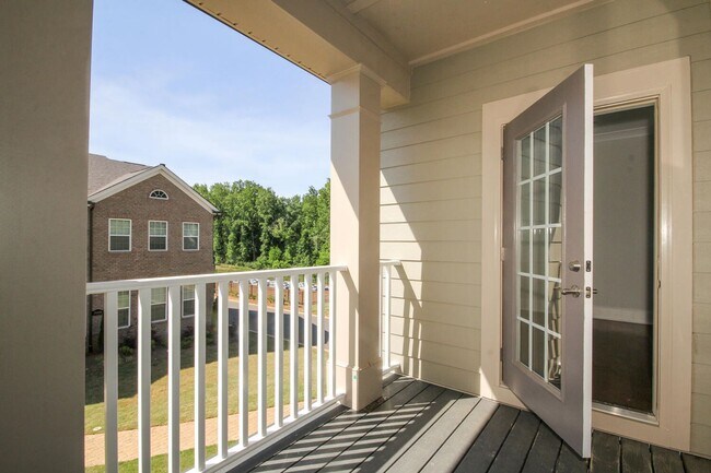 Building Photo - Beautiful John Wieland end unit townhouse ...