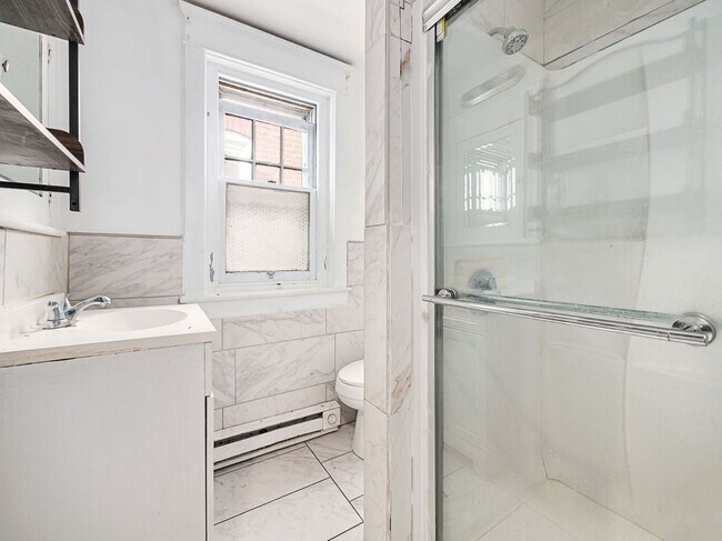 Building Photo - 135 S 15th St