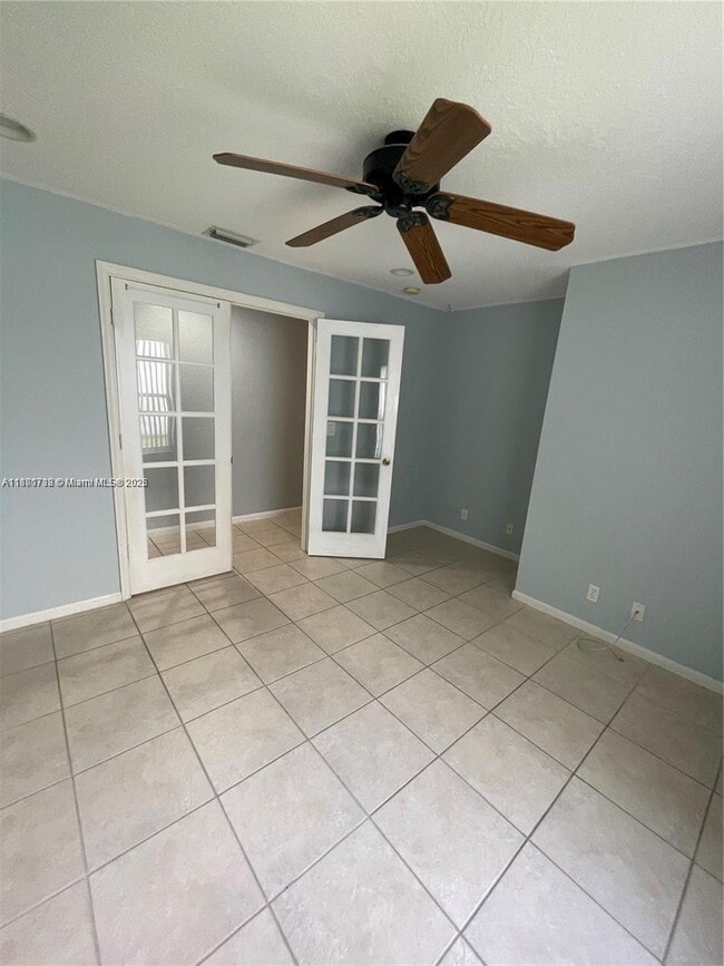 Building Photo - 6597 Country Winds Cove