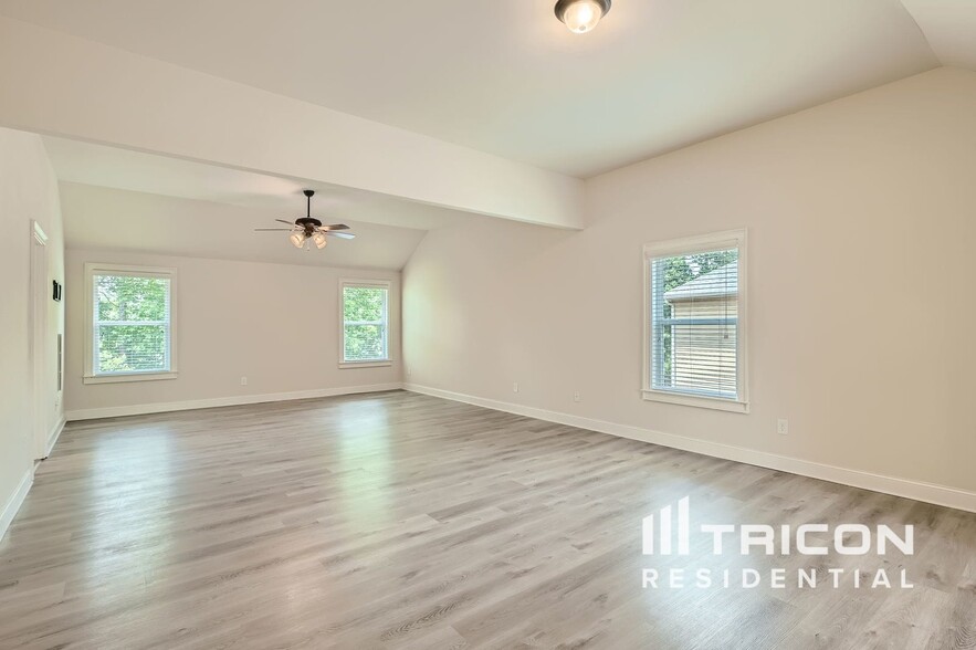 Building Photo - 14 Bryce Creek Dr