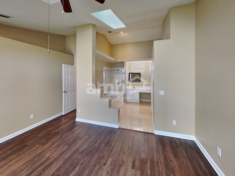 Building Photo - 6673 Bouganvillea Crescent Dr