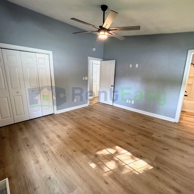 Building Photo - 420 Beacon Hill Cir