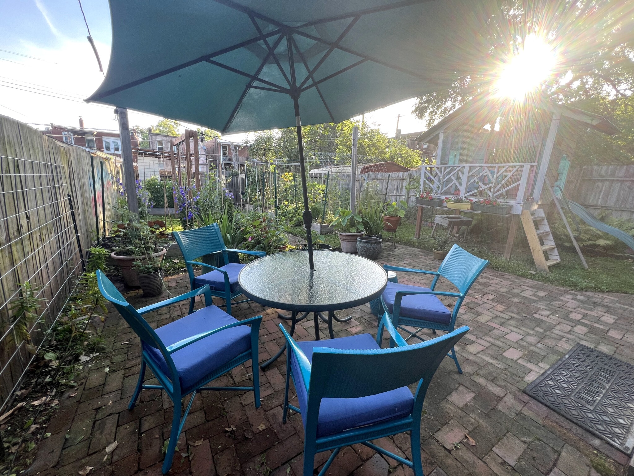 Patio & Backyard - 3817 Lafayette Ave