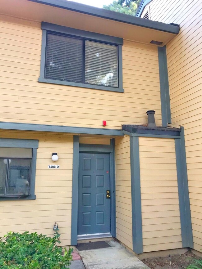 Building Photo - Advent - Tranquil Two Bedroom Condo W/ Patio & Two Assigned Parking Spaces!