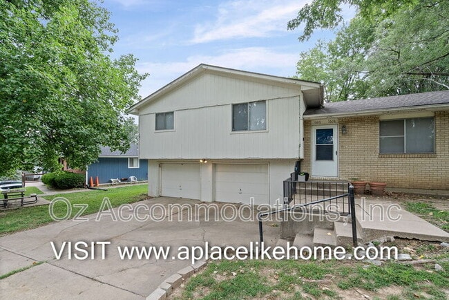 Building Photo - 1606 N 63 Pl