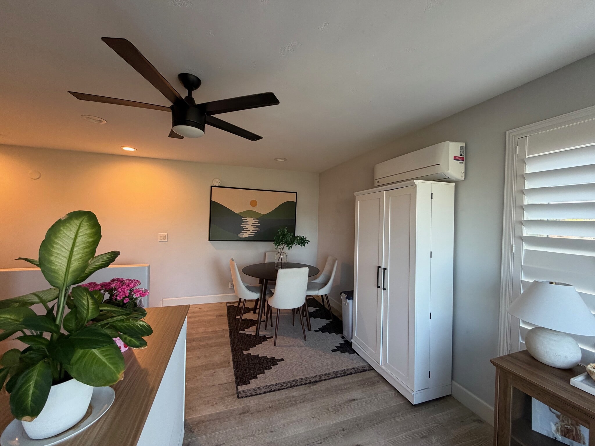 kitchen/dining area - 2252 Cornell Dr