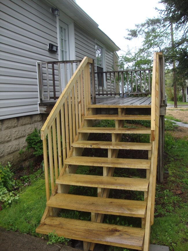 524 Market E St 524 Market E St Mercer PA 16137 Apartment Finder