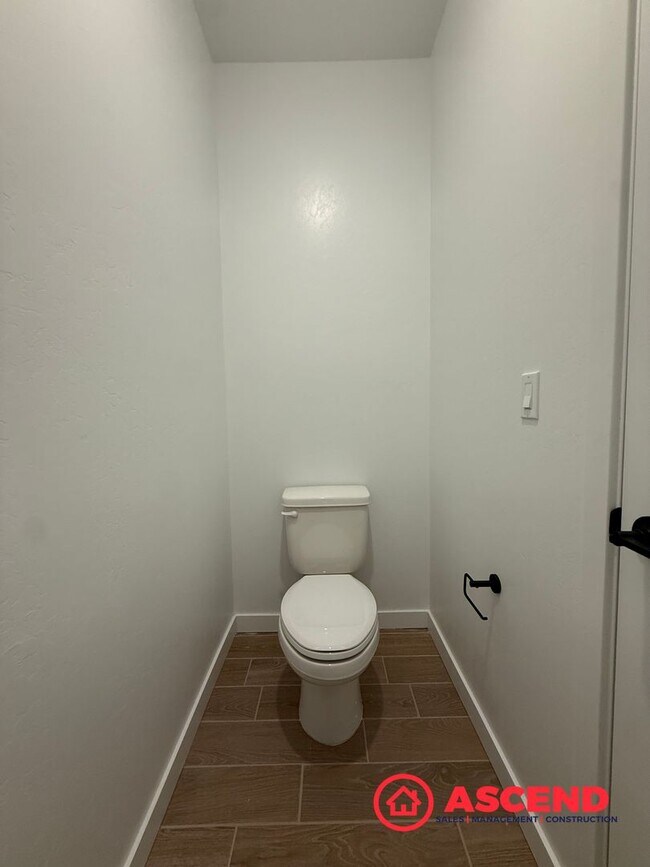 Building Photo - Be the very first resident to enjoy this stunning, newly built single story home.