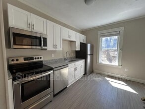 Building Photo - 104 Green Hill Pkwy