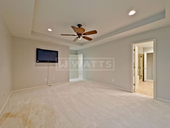 Building Photo - 2080 Stone Brook Dr