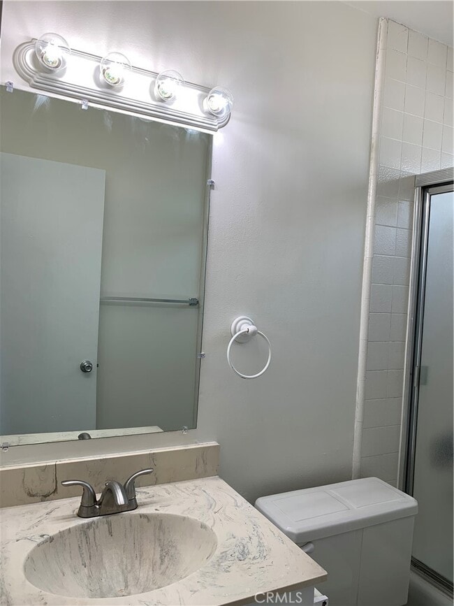 Building Photo - 656 Lemar Park Dr