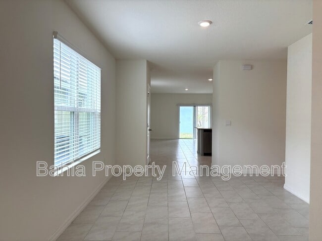 Building Photo - 3436 Costello Cir