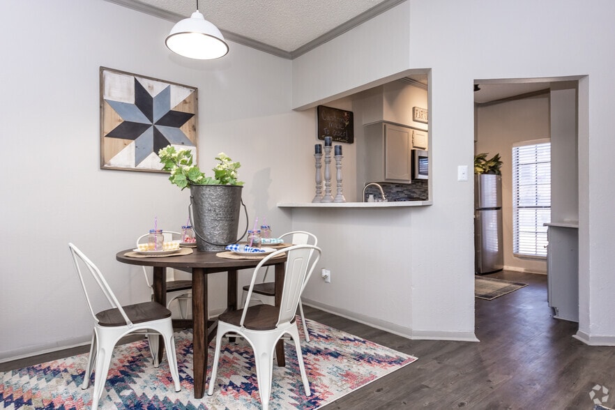 Tesoro at 12 4271 Altoona Dr Dallas TX 75233 Apartment Finder