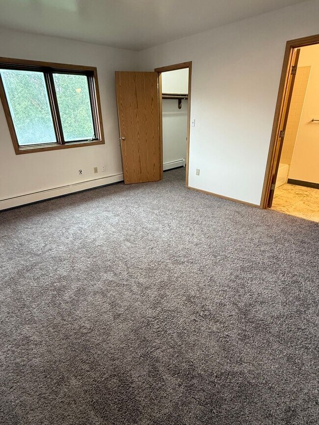 Building Photo - West Anchorage | 3BR 2.5BA | Garage | Pets...
