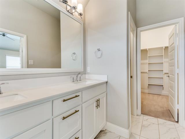 Building Photo - 4243 Curtiss Dr