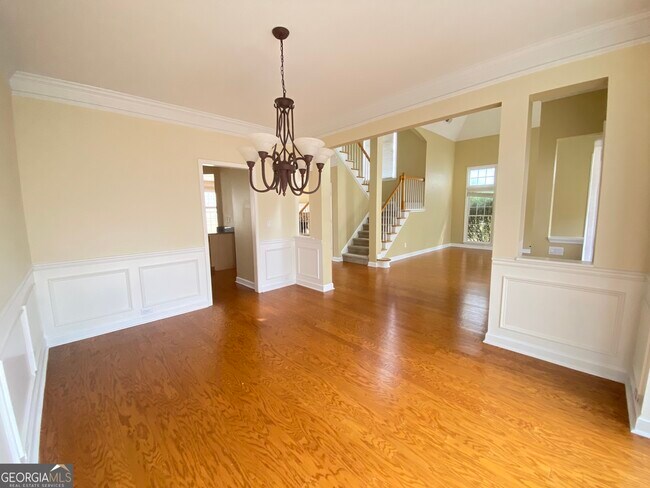 Building Photo - 1606 Cascade Overlook