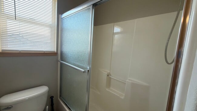 Building Photo - Great Townhome in Fort Collins