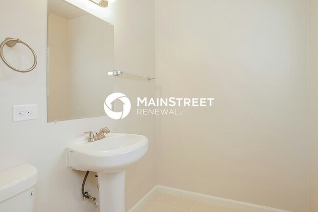 Building Photo - 5 Bedroom Pet-Friendly Home in Winston-Salem, NC with Main Street Renewal