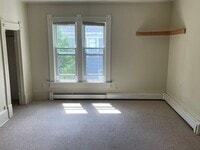 Building Photo - 734 Wright St