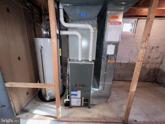 Building Photo - 918 Rockwell Rd