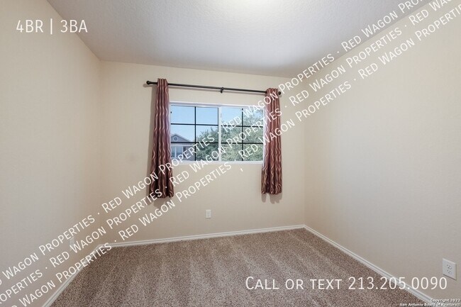 Building Photo - 9214 Pacific Maple