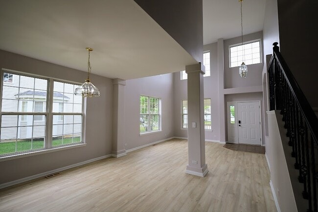Building Photo - 771 S Sienna Dr