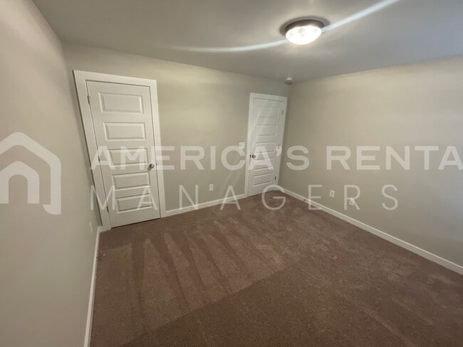 Building Photo - Home for Rent in Oak Grove, AL!!! Available to View with 48 Hour Notice!!!