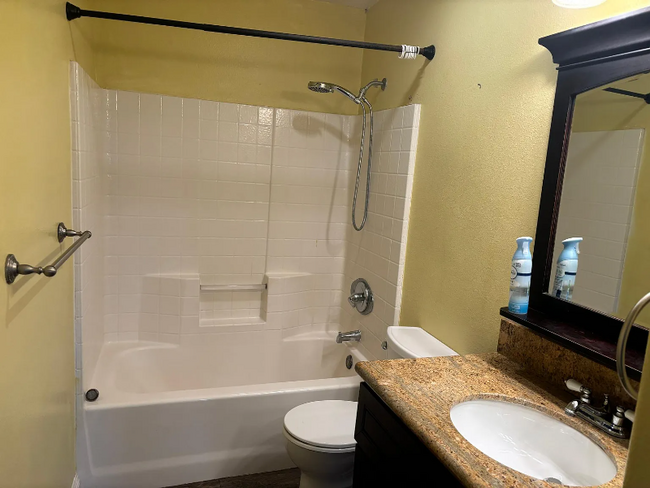 Building Photo - 11595 Compass Point Dr N