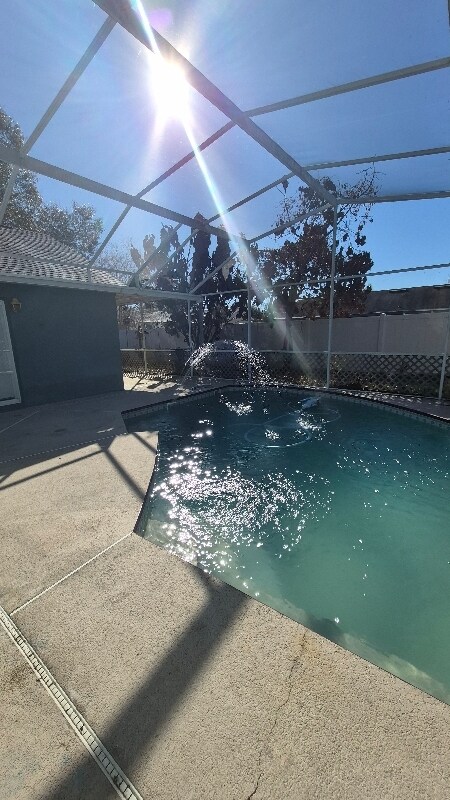 Building Photo - 614 Caribou Ct